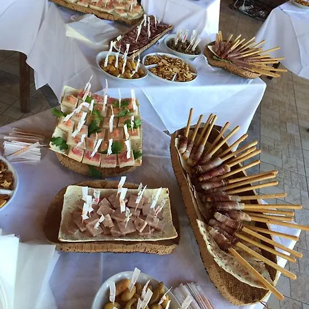 ホテル La Vela ヴァッレドーリア