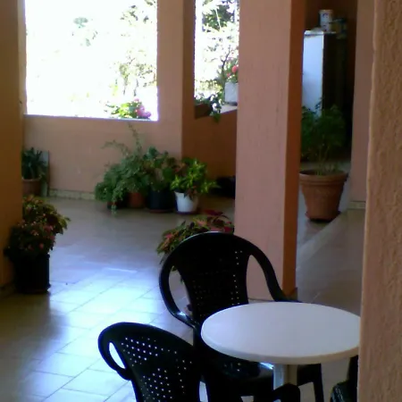 La Vela Hotel 2*